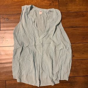 Baby blue sleeveless shirt